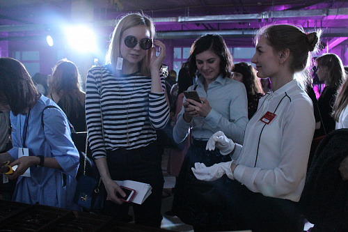 "Очки и Мода" на Long Fashion Weekend '16