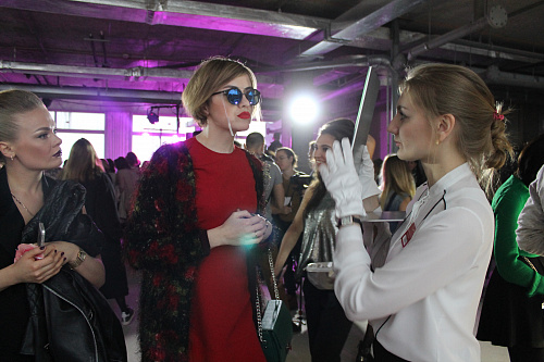 "Очки и Мода" на Long Fashion Weekend '16
